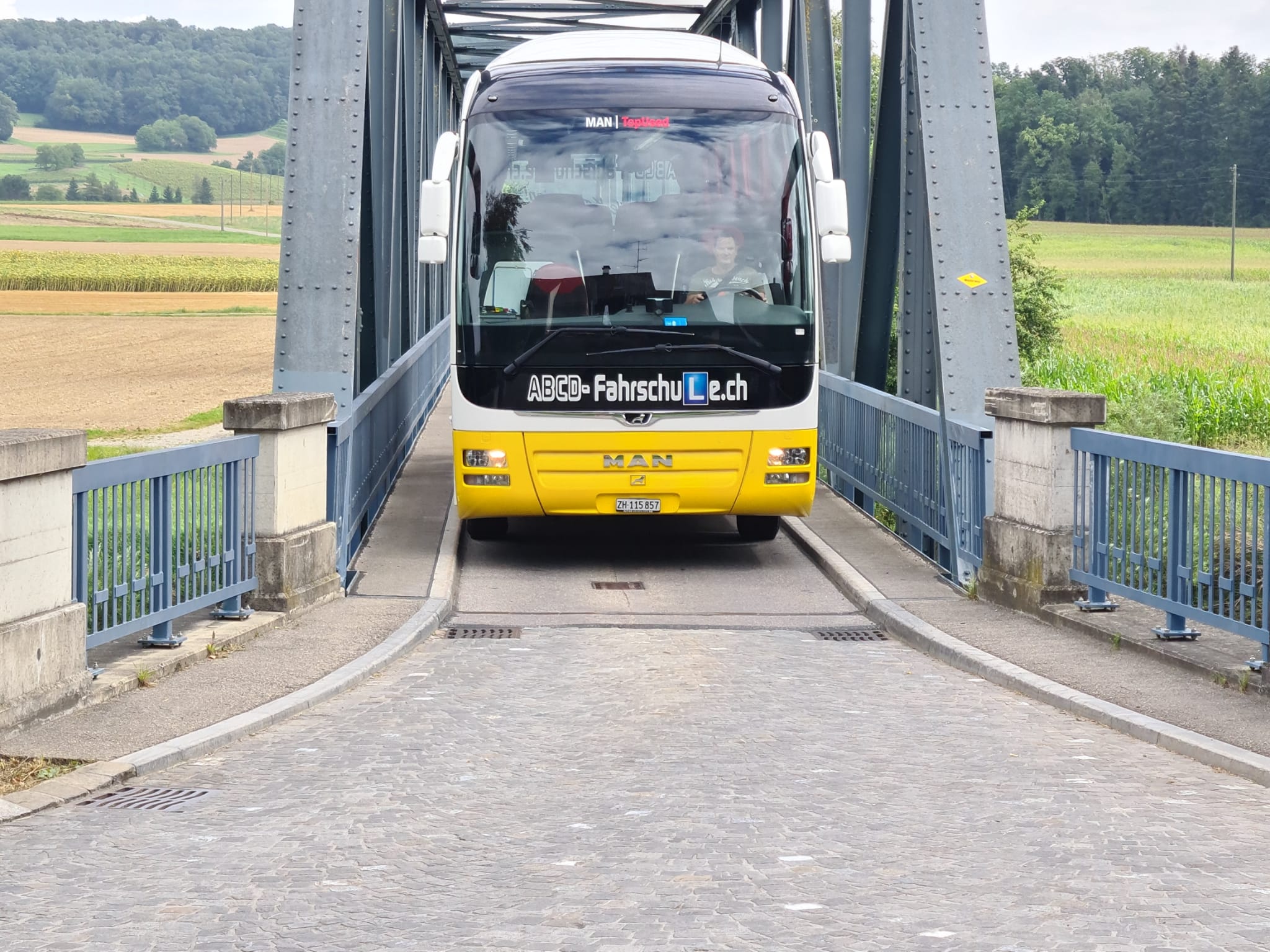 Kategorie D Reisebusfahrschule Stadtbusfahrschule Technik Theoriekurs in Winterthur 